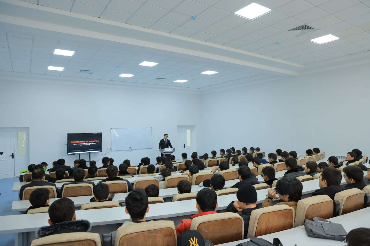 Namangan davlat universiteti Yo‘l harakati xavfsizligi xodimlari bilan hamkorlikda uchrashuv o‘tkazildi.